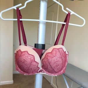 Very sexy Victoria’s Secret bra